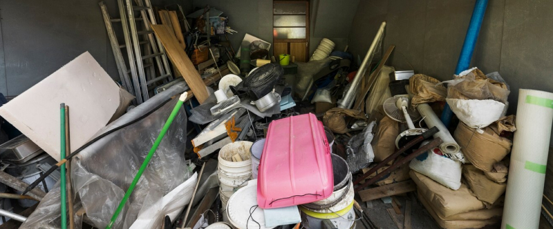 The Ultimate Guide to Cleaning Out a Storage Unit