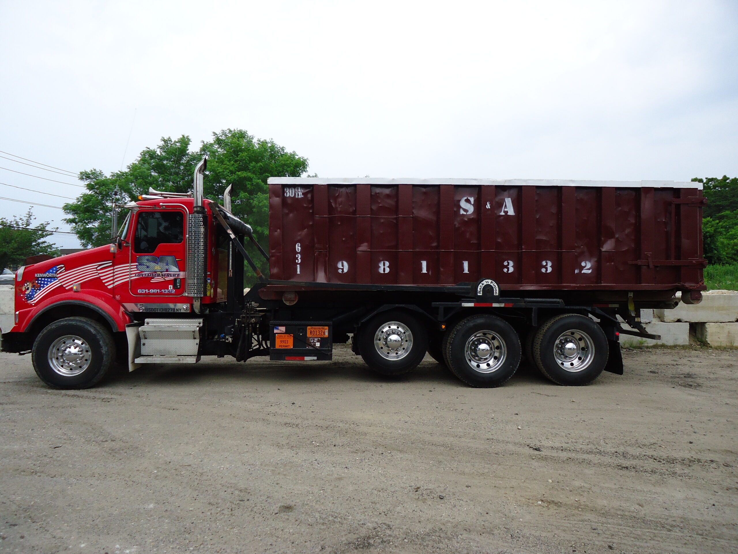Dumpster pickup service